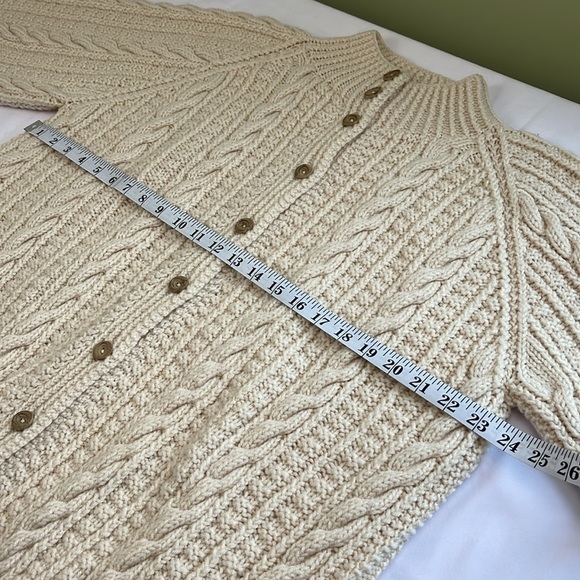 Hand Knit Chunky Sweater Cable Knit Wool Grandma Fisherman Cardigan Cream - Picture 9 of 11